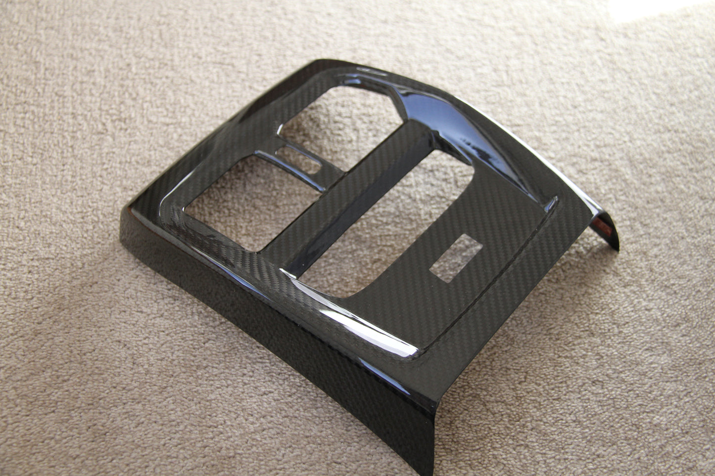 Rear Aircon Dry Carbon Fibre Vent Cover Trim BMW M3 F80 / M4 F82/F83