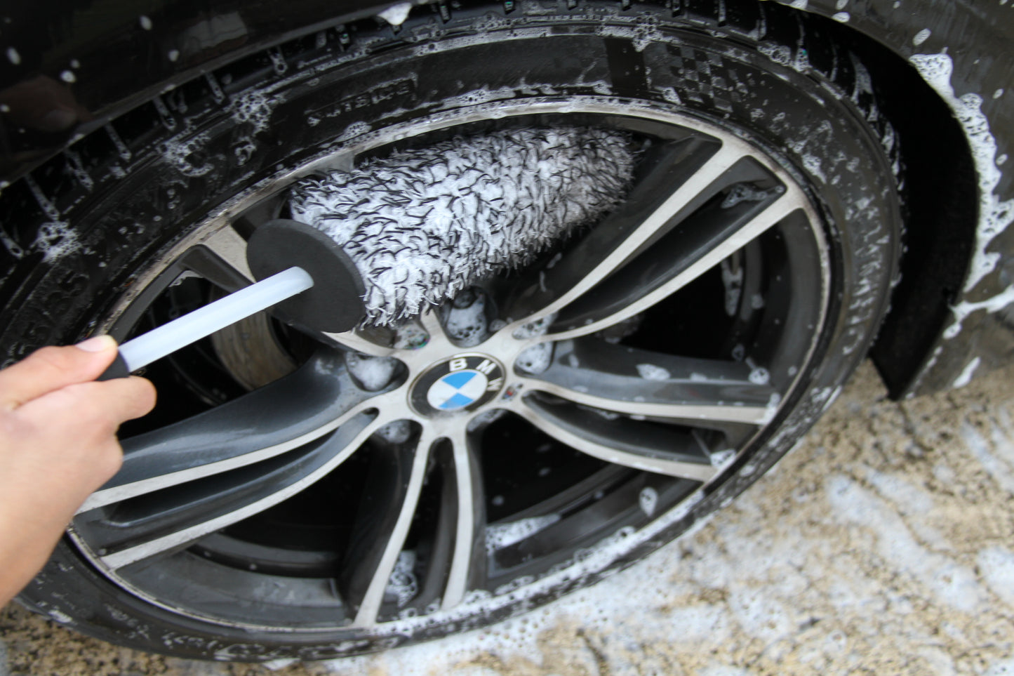 77MODS Microfibre Wheel Brush