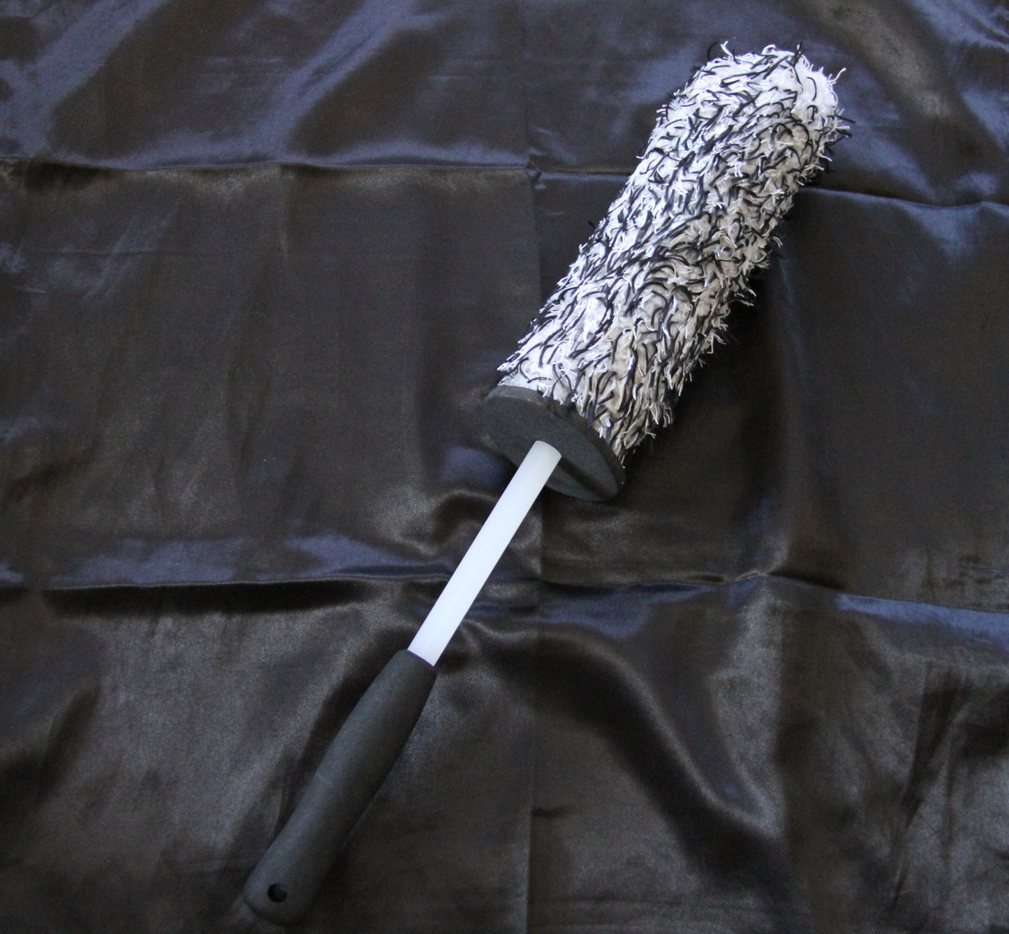 77MODS Microfibre Wheel Brush
