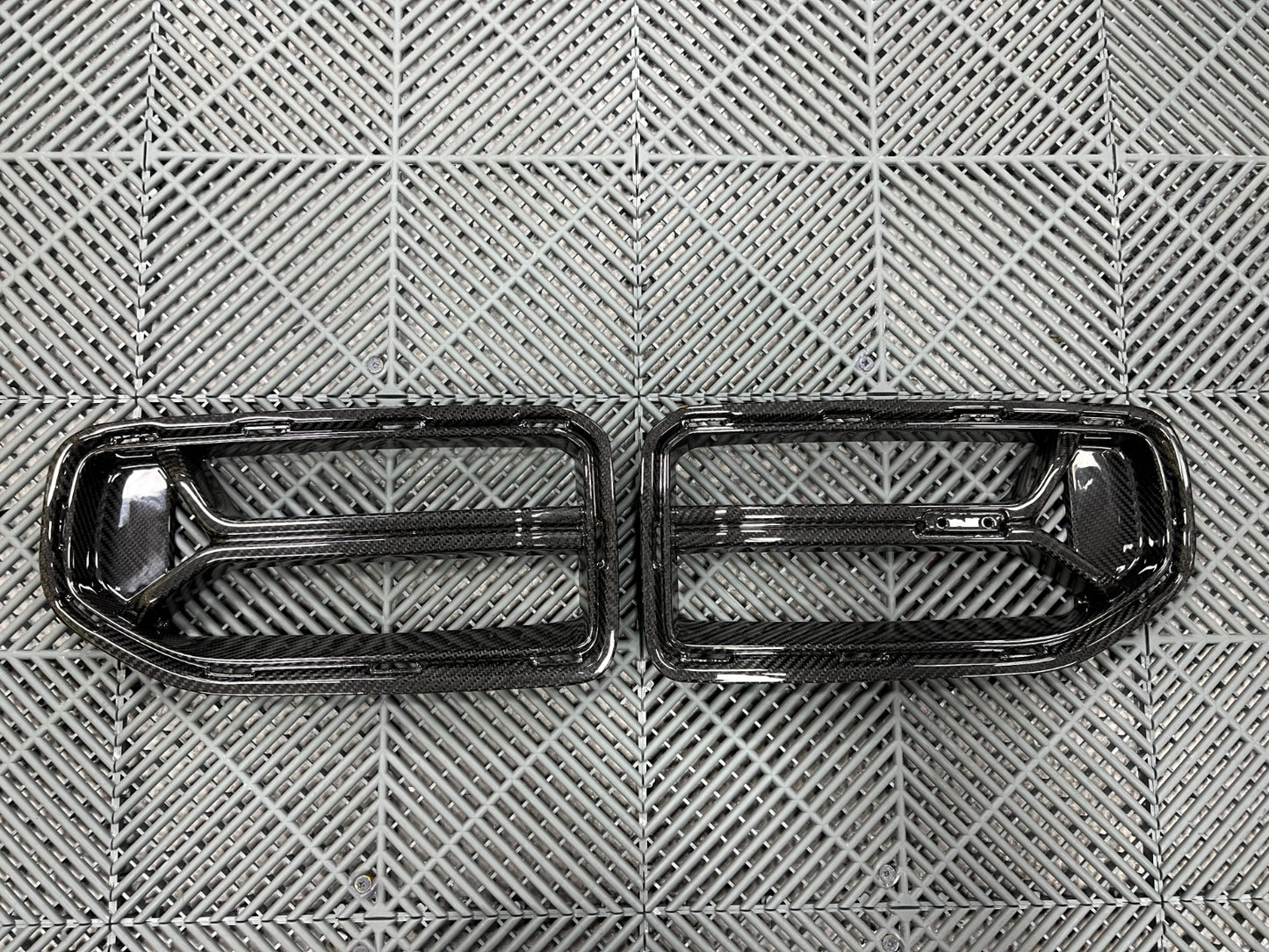 CSL Style Pre Pregged Dry Carbon Fibre Front Grill for BMW M2 G87 23+